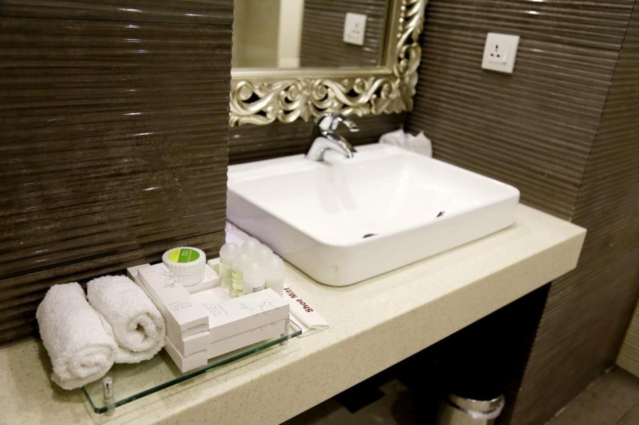 Islamabad Hotel Buitenkant foto