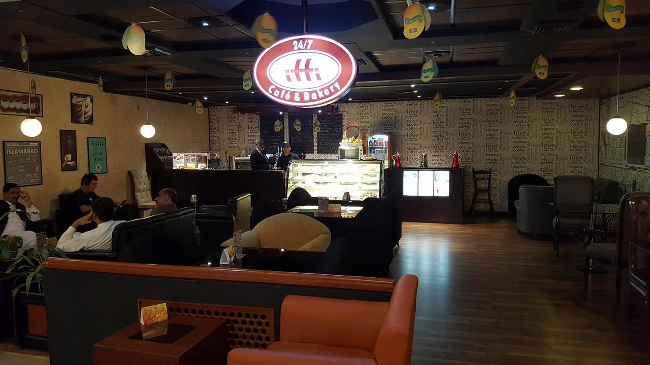 Islamabad Hotel Buitenkant foto