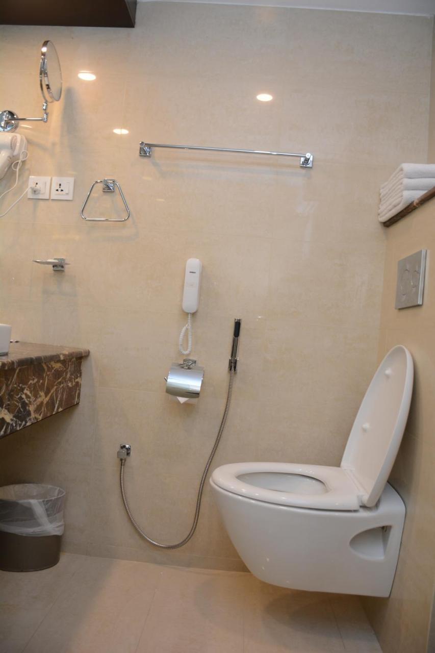 Islamabad Hotel Buitenkant foto